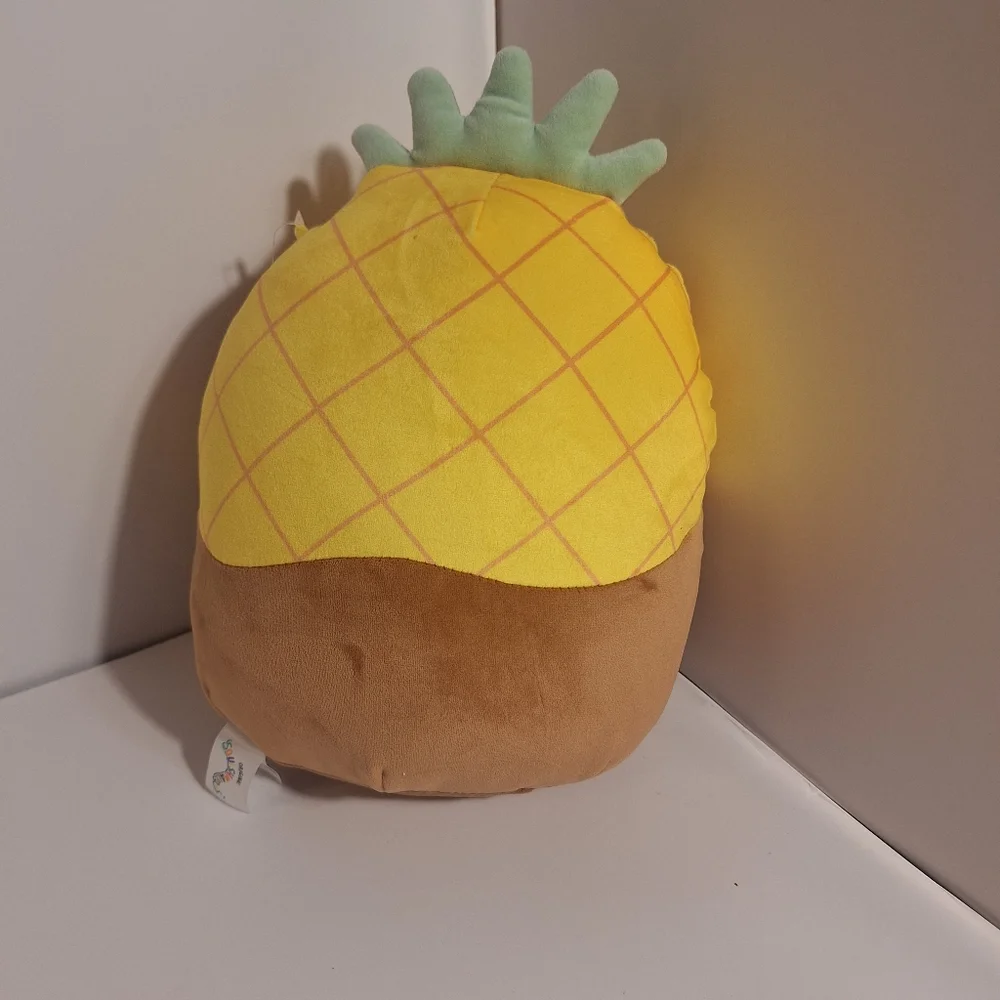 Squishmallow Maui the Chocolate Pineapple‎ Valentines Day 2025 NEW 10 inch FTM
